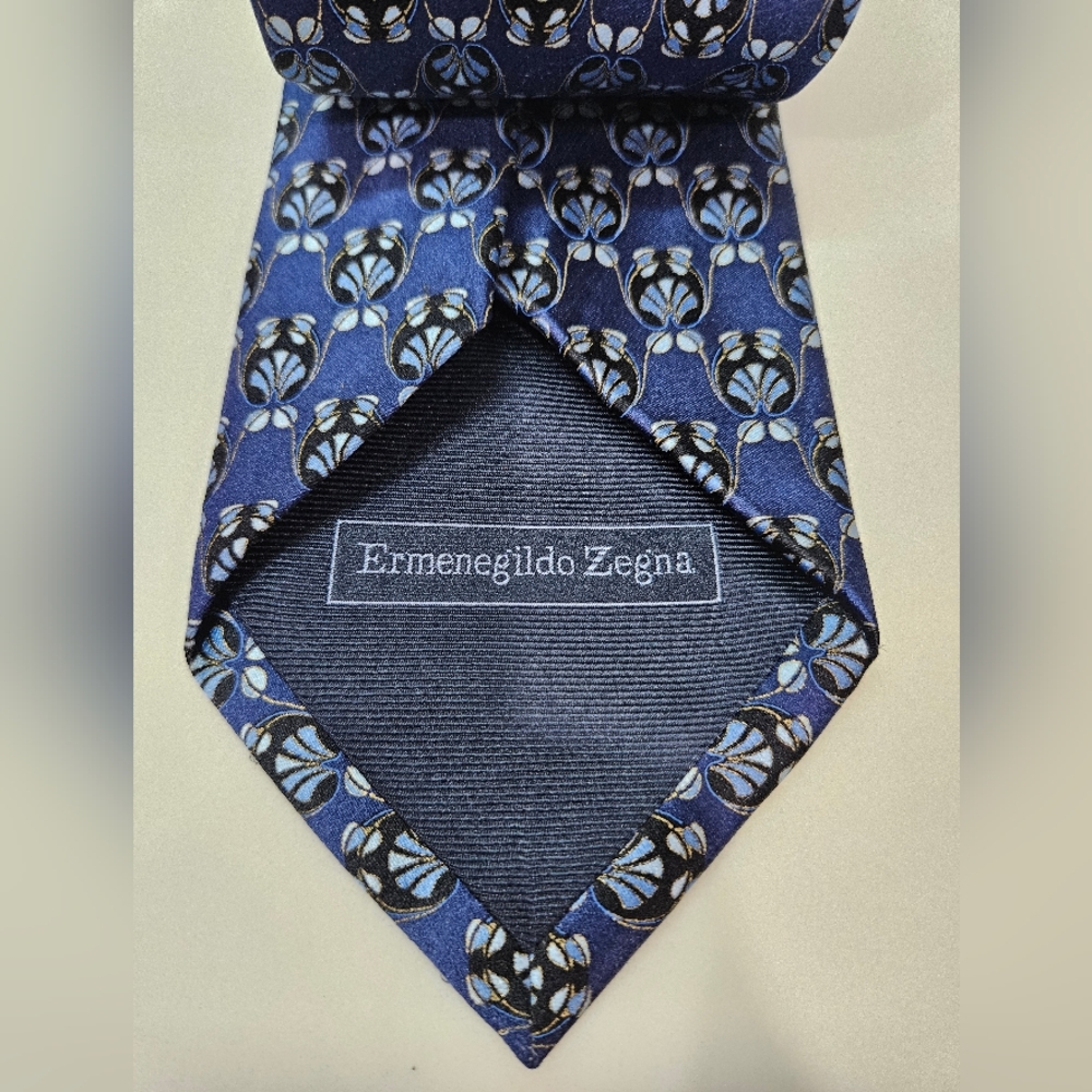 Ermenegildo Zegna Blue Floral Men's Tie